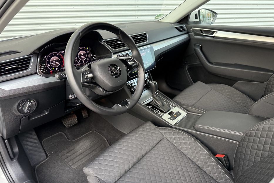 Продам Skoda Superb Style  2021 года в Ровно