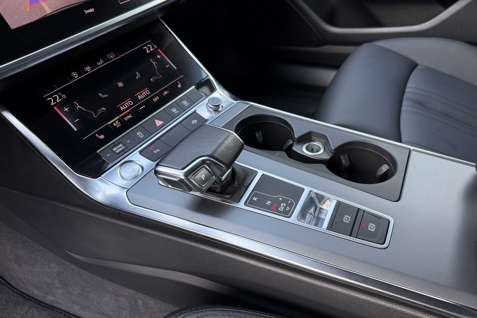 Продам Audi A6 2019 года в Ровно