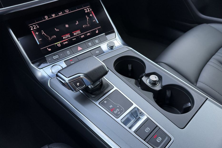 Продам Audi A6 2019 года в Ровно
