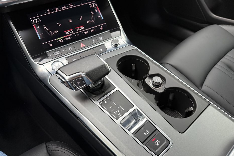 Продам Audi A6 2019 года в Ровно