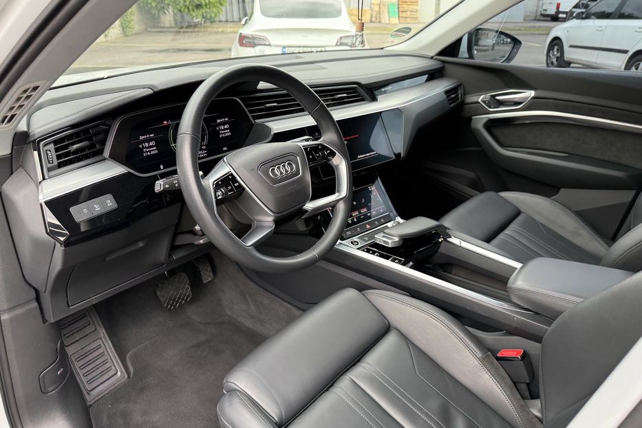 Продам Audi E-Tron 50 2021 года в Ровно