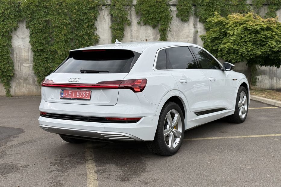 Продам Audi E-Tron 50 2021 года в Ровно