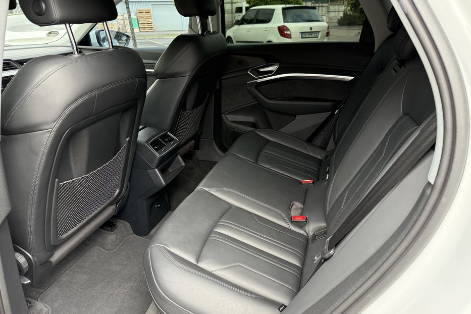 Продам Audi E-Tron 50 2021 года в Ровно
