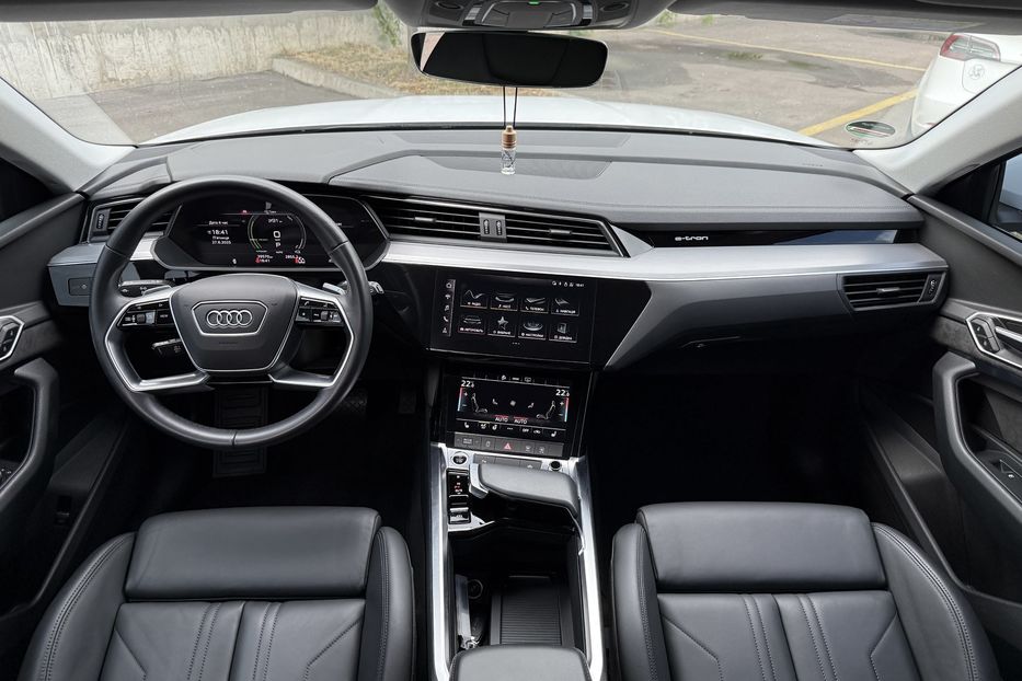 Продам Audi E-Tron 50 2021 года в Ровно