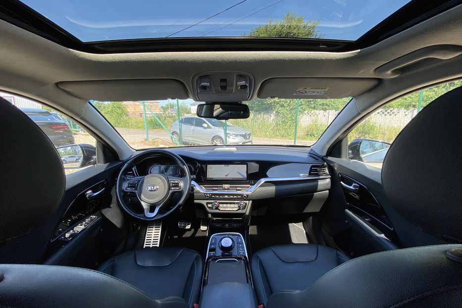 Продам Kia Niro 64кВт Макс.компл.Prestige Люк 2021 года в Львове