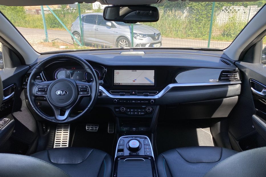 Продам Kia Niro 64кВт Макс.компл.Prestige Люк 2021 года в Львове