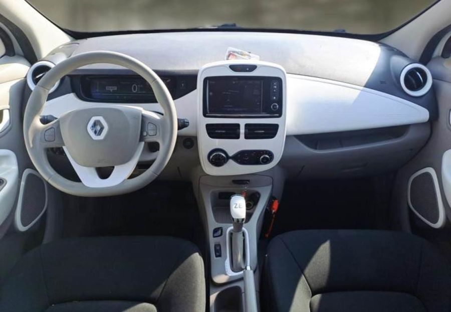 Продам Renault Zoe 43квт 2019 года в Львове