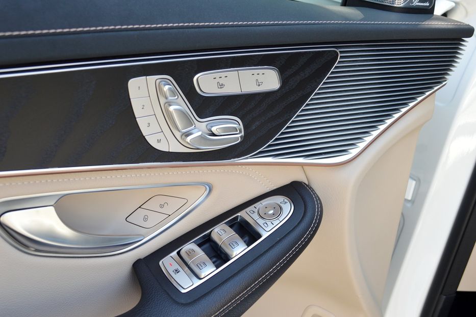 Продам Mercedes-Benz EQC 2021 года в Одессе