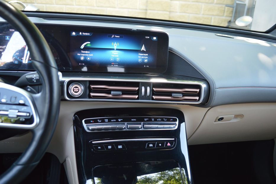 Продам Mercedes-Benz EQC 2021 года в Одессе