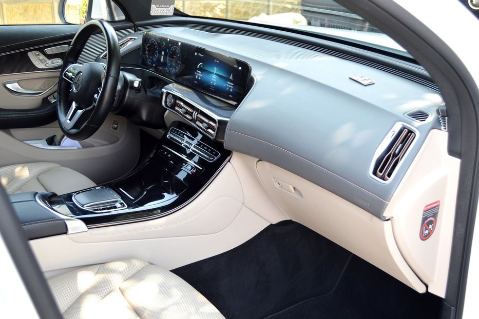 Продам Mercedes-Benz EQC 2021 года в Одессе