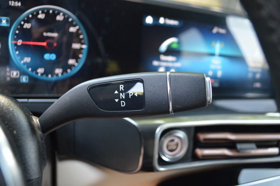 Продам Mercedes-Benz EQC 2021 года в Одессе