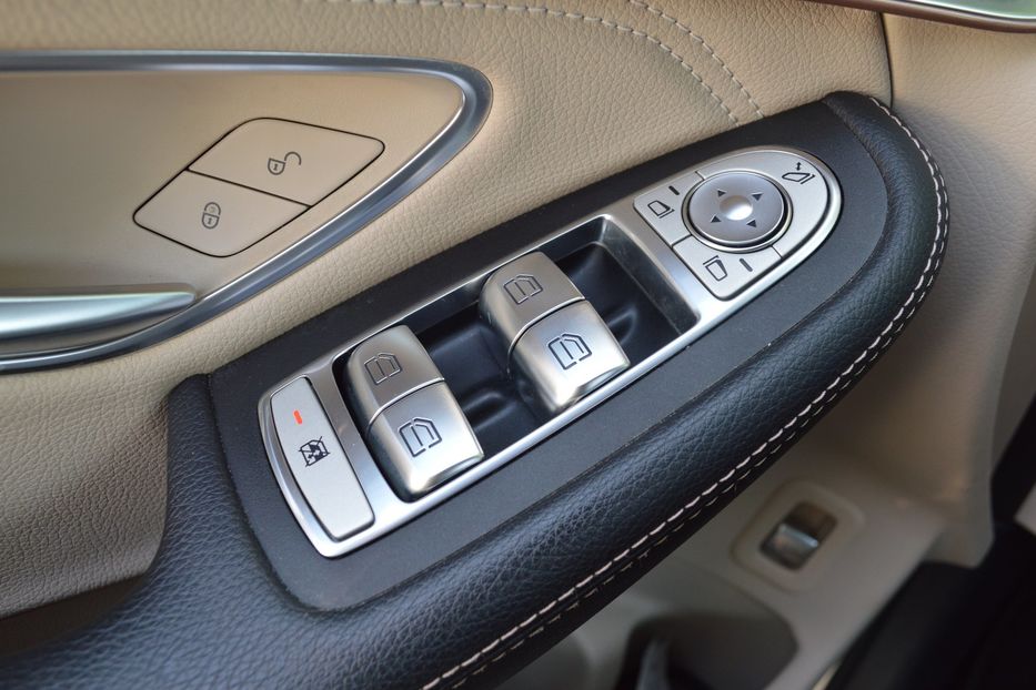 Продам Mercedes-Benz EQC 2021 года в Одессе