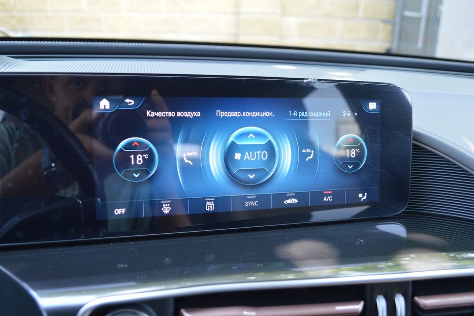 Продам Mercedes-Benz EQC 2021 года в Одессе