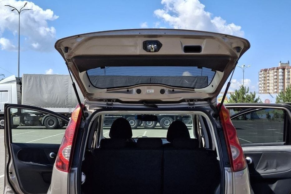 Продам Nissan Note офицал 2011 года в Одессе