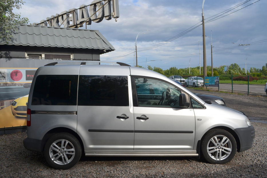 Продам Volkswagen Caddy пасс. 2007 года в Киеве