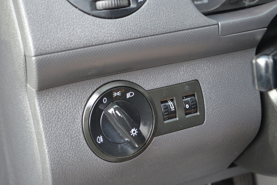 Продам Volkswagen Caddy пасс. 2007 года в Киеве