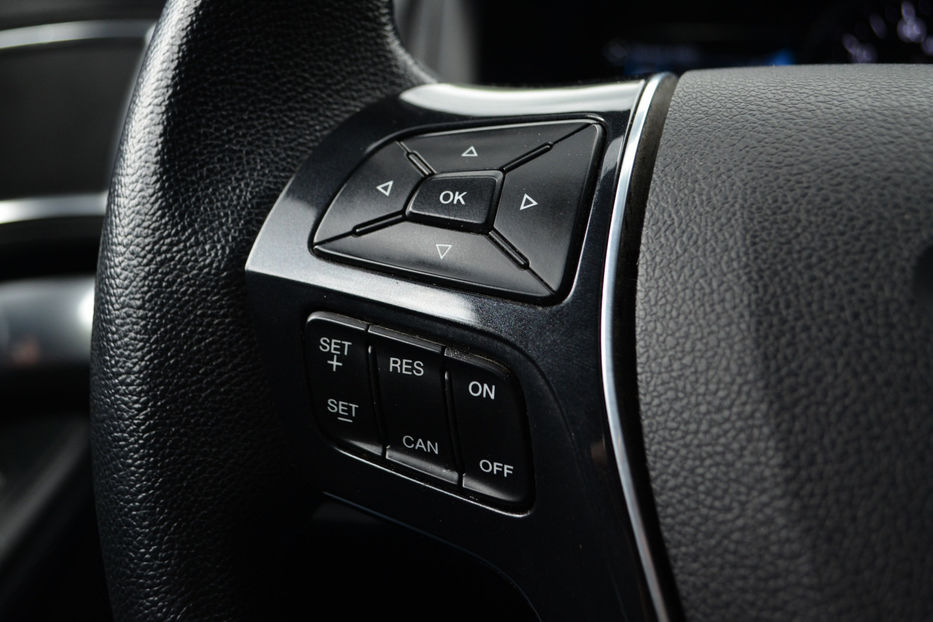 Продам Ford Explorer 2018 года в Киеве