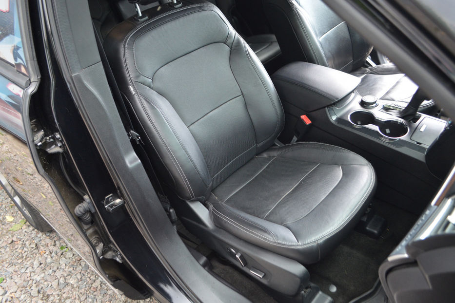 Продам Ford Explorer 2018 года в Киеве