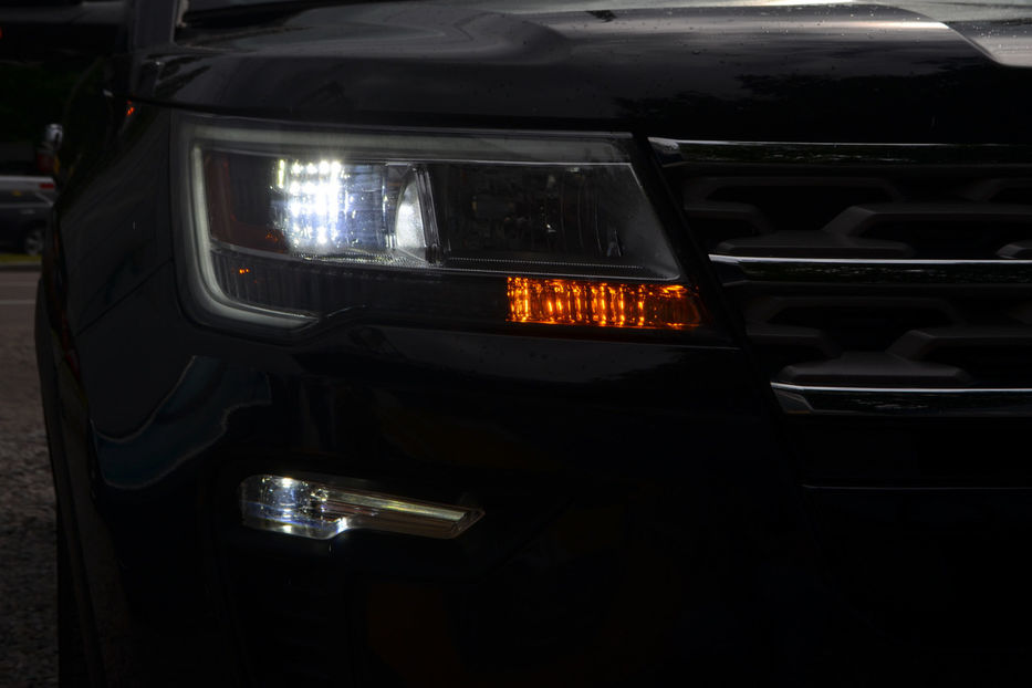 Продам Ford Explorer 2018 года в Киеве