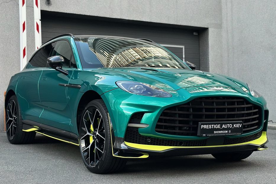 Продам Aston Martin DBS DBX 707 AMR 24 2025 года в Киеве