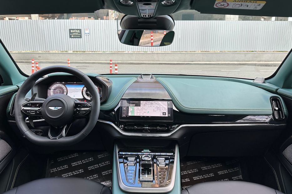 Продам Aston Martin DBS DBX 707 AMR 24 2025 года в Киеве