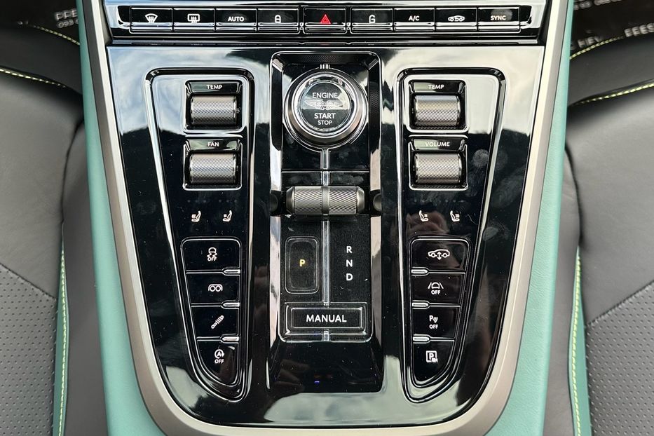 Продам Aston Martin DBS DBX 707 AMR 24 2025 года в Киеве