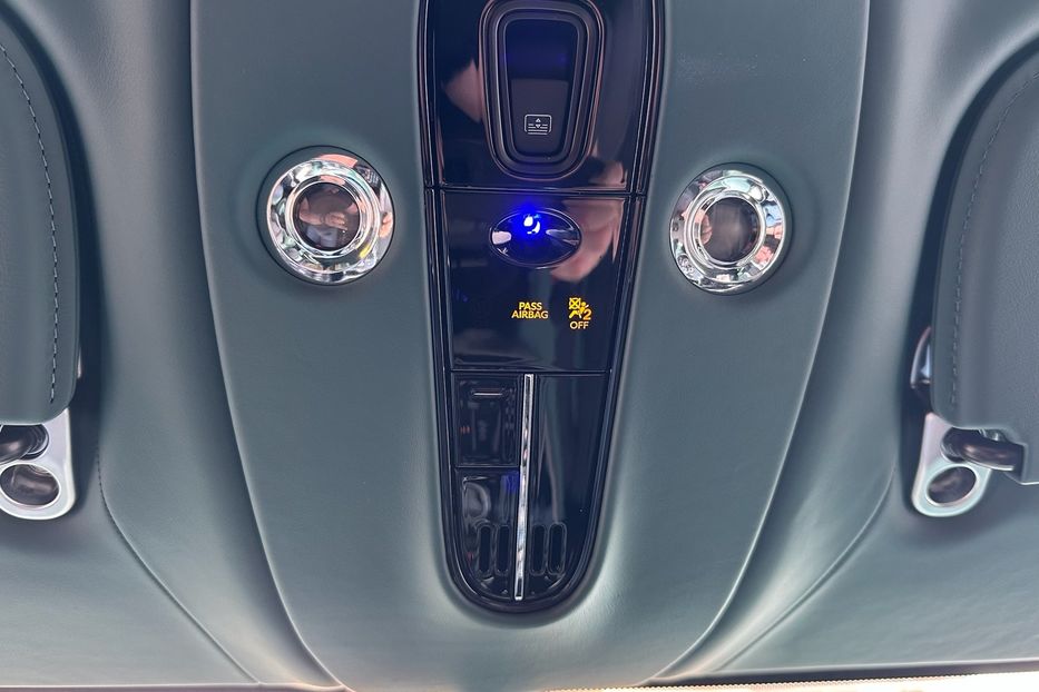 Продам Aston Martin DBS DBX 707 AMR 24 2025 года в Киеве