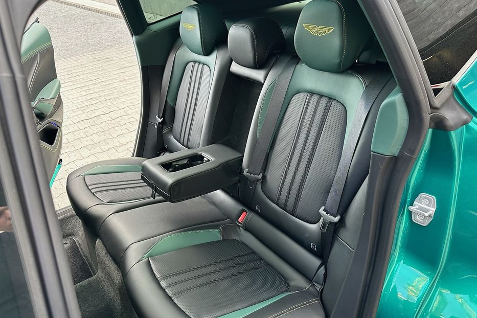Продам Aston Martin DBS DBX 707 AMR 24 2025 года в Киеве