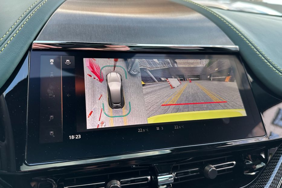 Продам Aston Martin DBS DBX 707 AMR 24 2025 года в Киеве