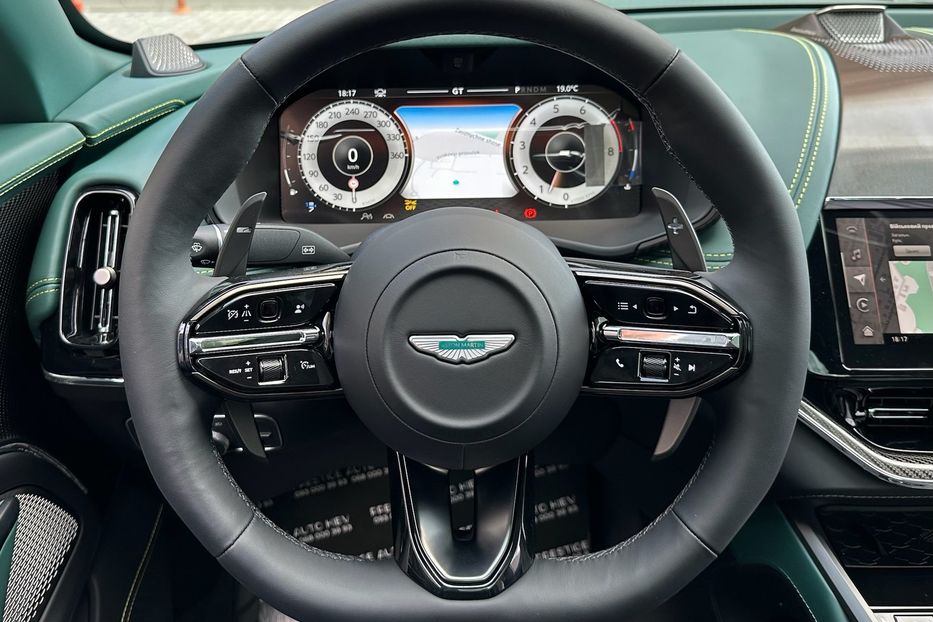 Продам Aston Martin DBS DBX 707 AMR 24 2025 года в Киеве