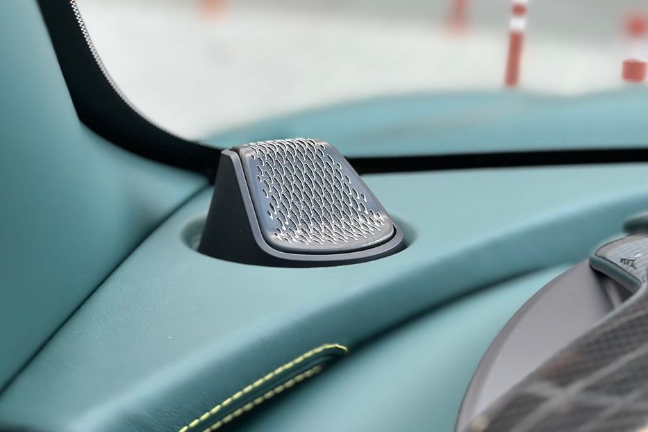 Продам Aston Martin DBS DBX 707 AMR 24 2025 года в Киеве