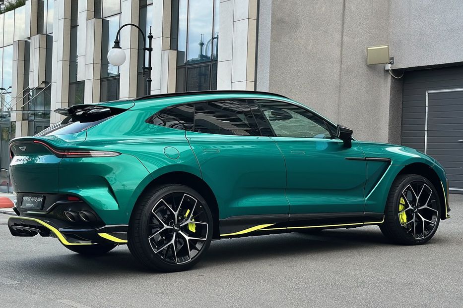 Продам Aston Martin DBS DBX 707 AMR 24 2025 года в Киеве