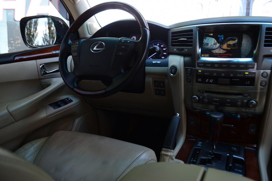Продам Lexus LX 570 2008 года в Киеве