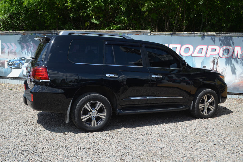 Продам Lexus LX 570 2008 года в Киеве