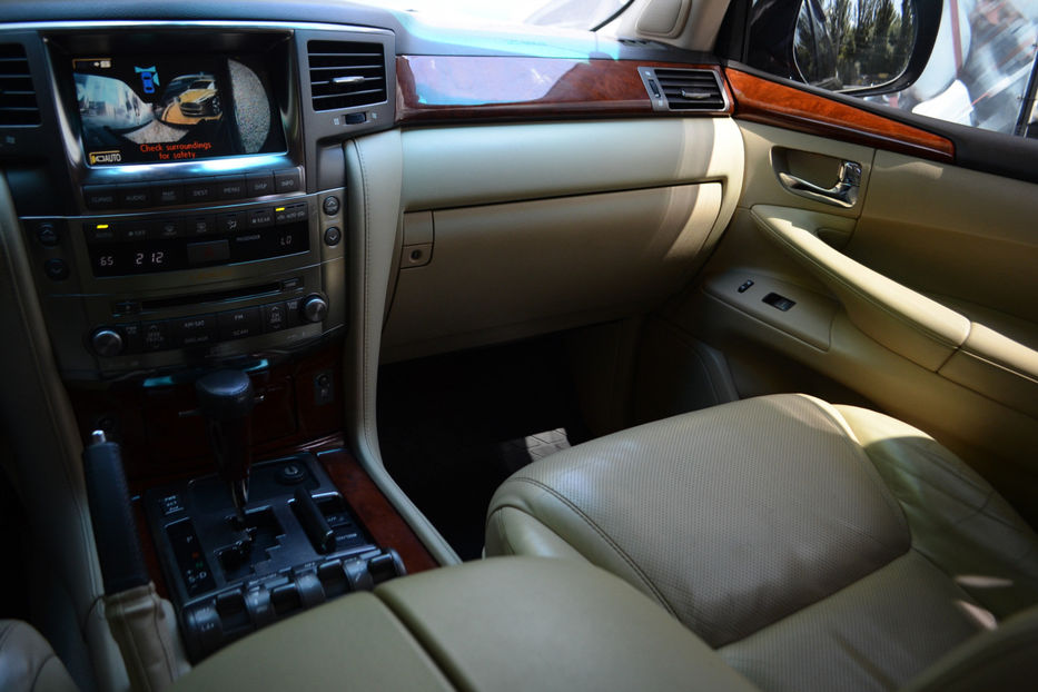 Продам Lexus LX 570 2008 года в Киеве