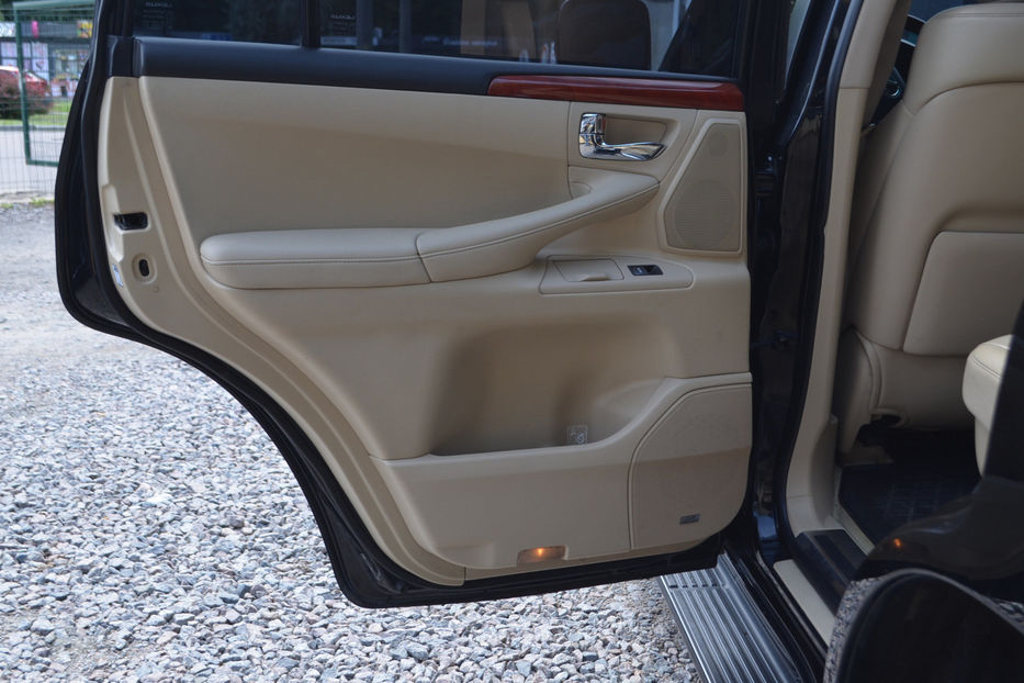 Продам Lexus LX 570 2008 года в Киеве