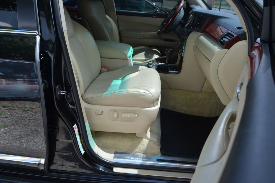 Продам Lexus LX 570 2008 года в Киеве