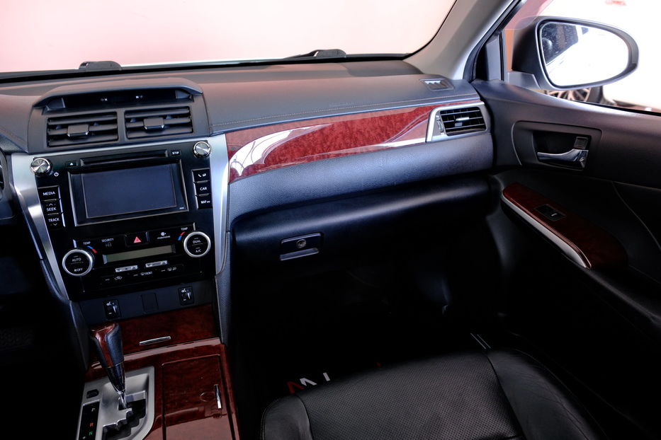 Продам Toyota Camry XV50 2012 года в Одессе