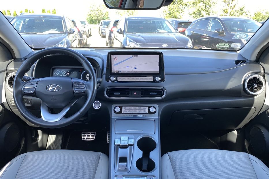 Продам Hyundai Kona 64кВт Проекція Підігрів сидінь 2021 года в Львове