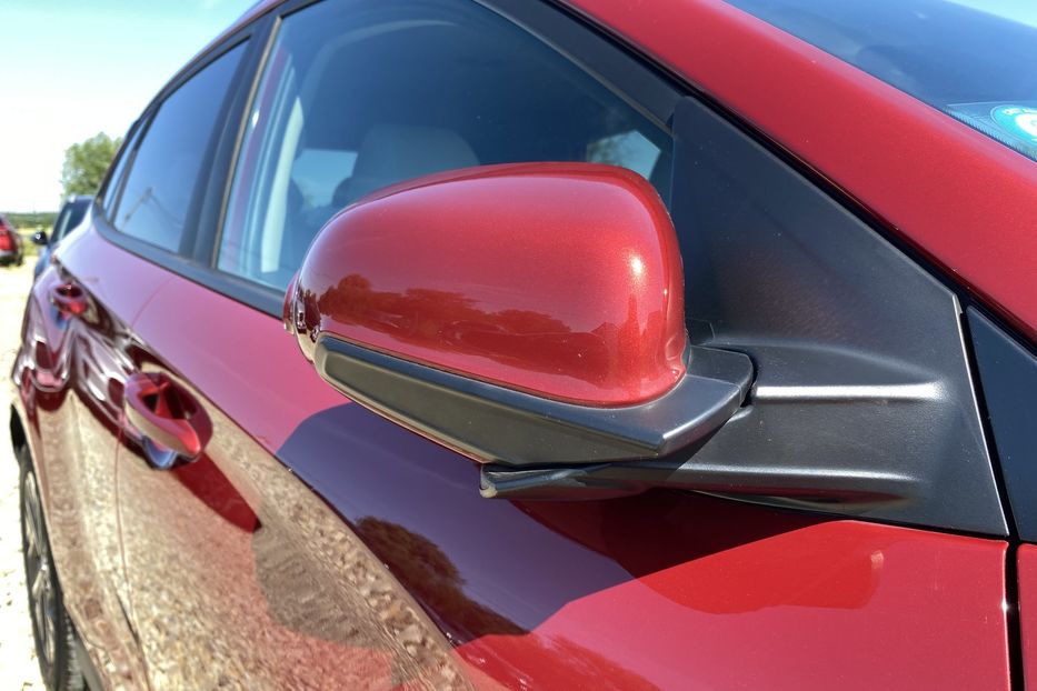 Продам Hyundai Kona 64кВт Проекція Підігрів сидінь 2021 года в Львове