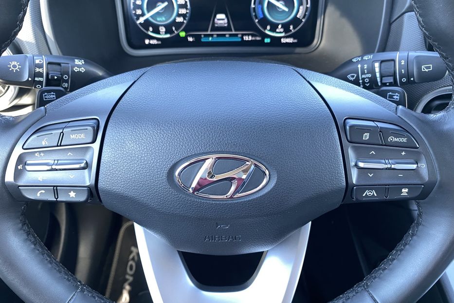 Продам Hyundai Kona 64кВт Проекція Підігрів сидінь 2021 года в Львове