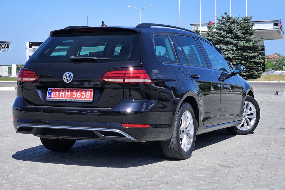 Продам Volkswagen Golf VII WEBASRO PANORAMA Comfortline  2019 года в Львове