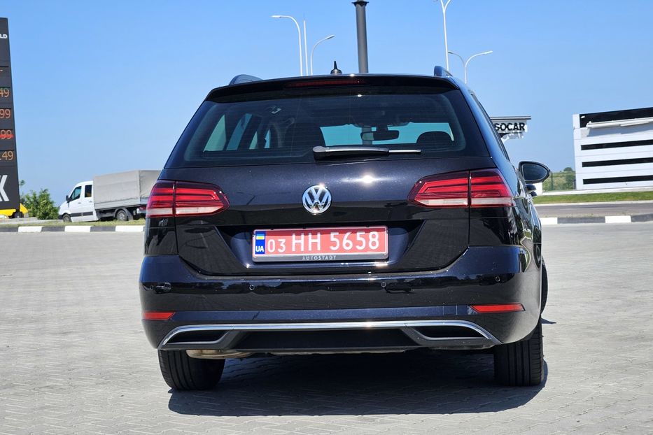 Продам Volkswagen Golf VII WEBASRO PANORAMA Comfortline  2019 года в Львове
