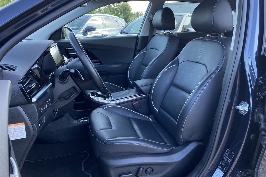 Продам Kia Niro 64кВтМакс.компл. К-т коліс  2021 года в Львове
