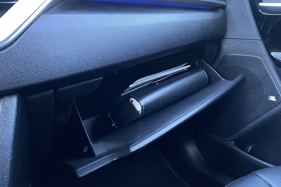 Продам Kia Niro 64кВтМакс.компл. К-т коліс  2021 года в Львове