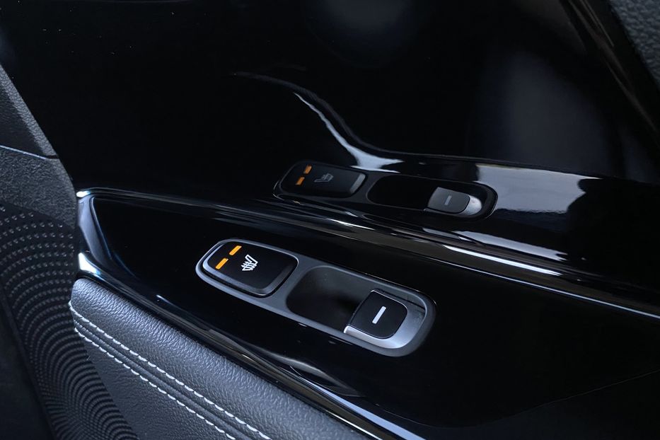 Продам Kia Niro 64кВтМакс.компл. К-т коліс  2021 года в Львове