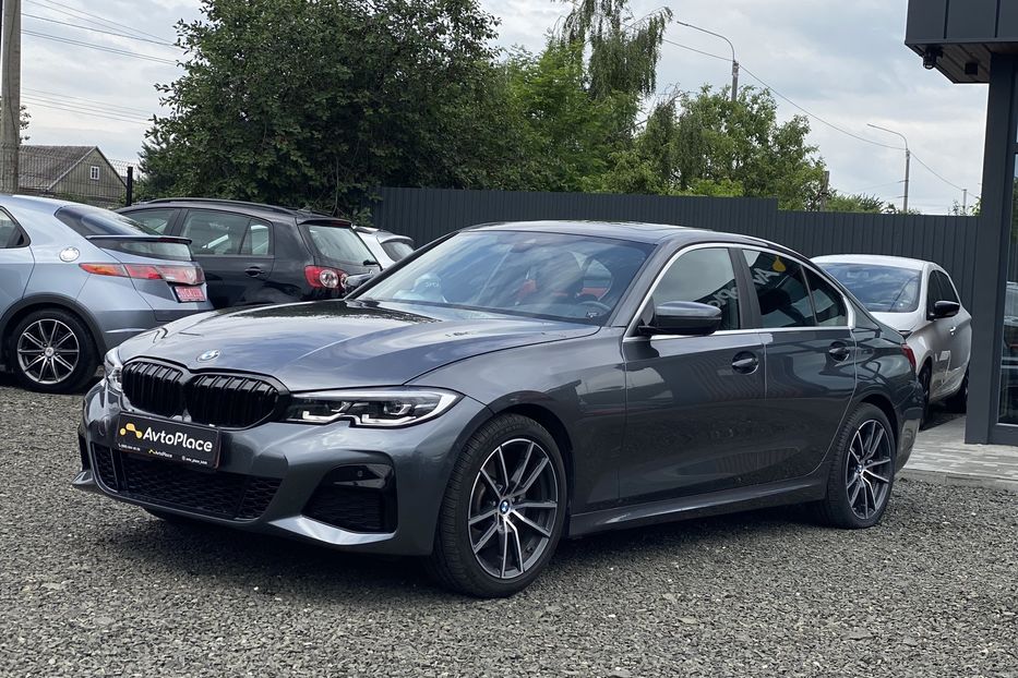 Продам BMW 330 2019 года в Луцке