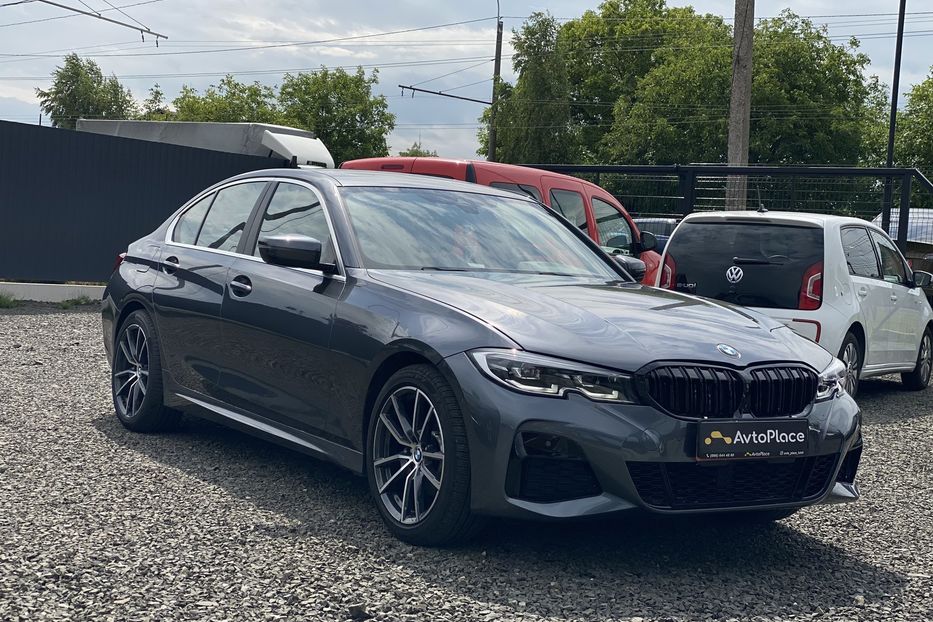 Продам BMW 330 2019 года в Луцке