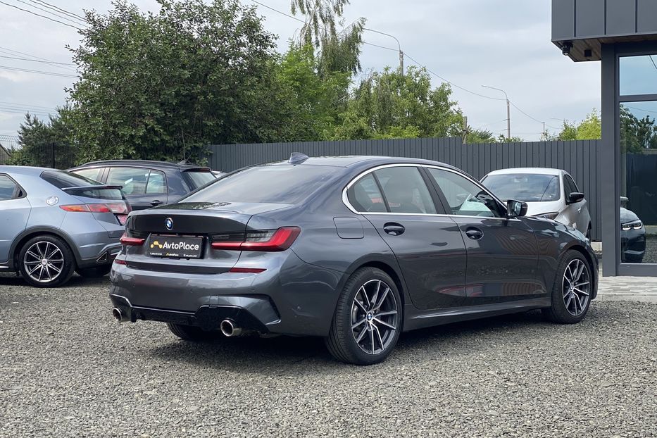 Продам BMW 330 2019 года в Луцке