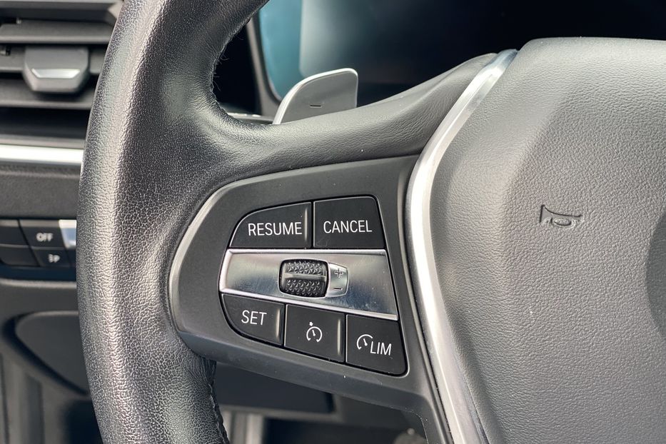Продам BMW 330 2019 года в Луцке